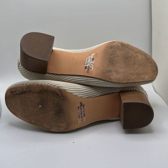 CUSHIONAIRE Women's Neely Stretch bootie +Memory Foam 7.5 IVORY - Picture 5 of 7